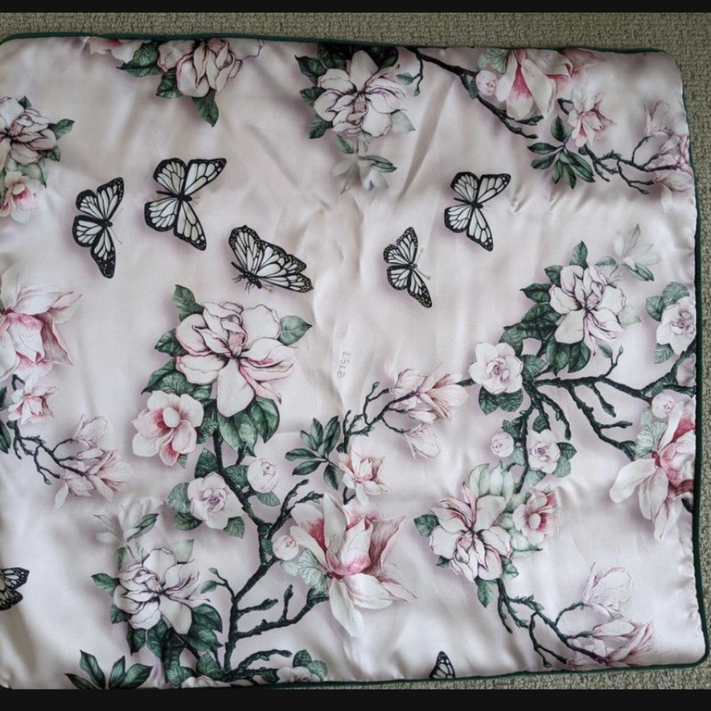 Lolo baby blanket